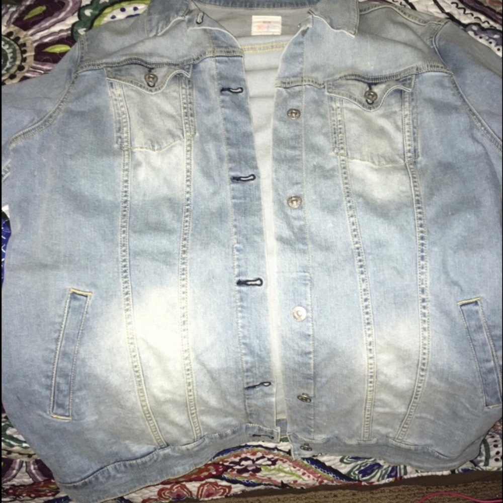 XXL LuLaRoe Jaxon Denim Jacket. NWOT